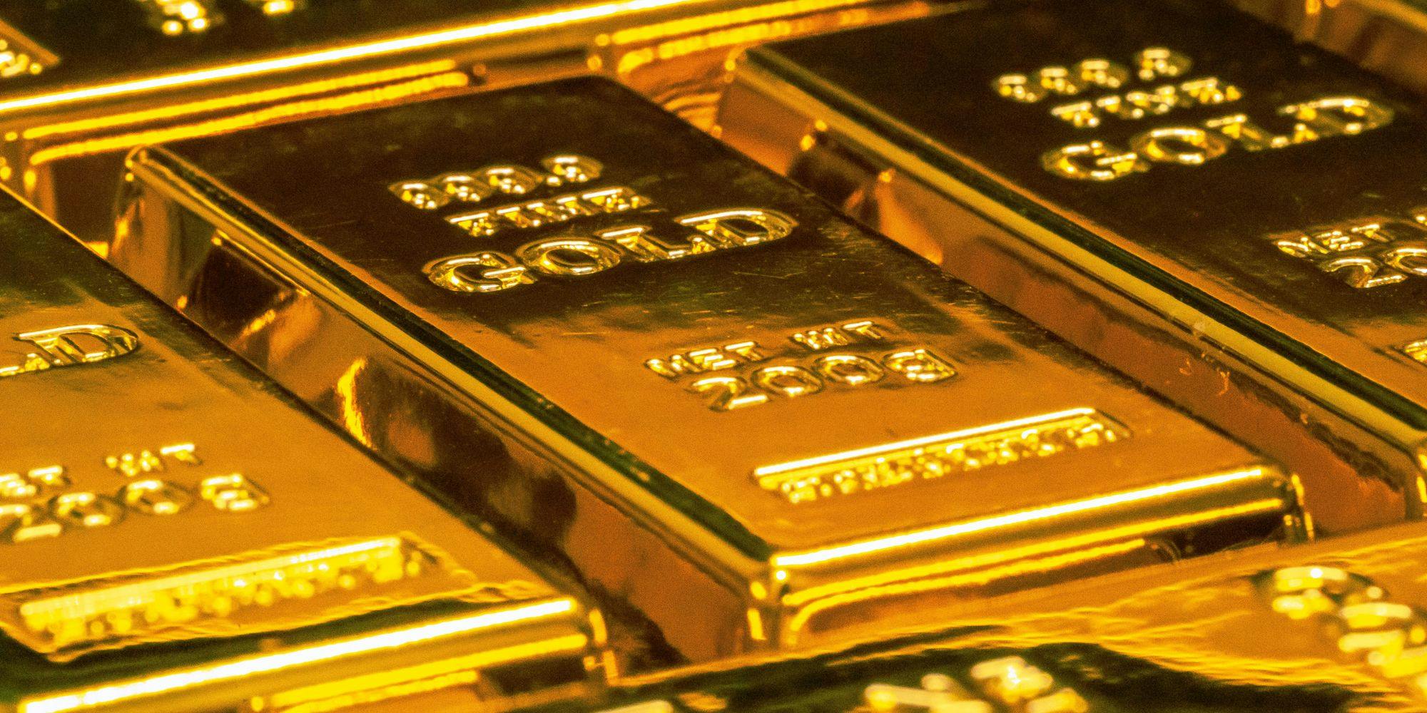 Cover Image for Tips Nabung Emas - Membangun Investasi yang Aman dan Menguntungkan